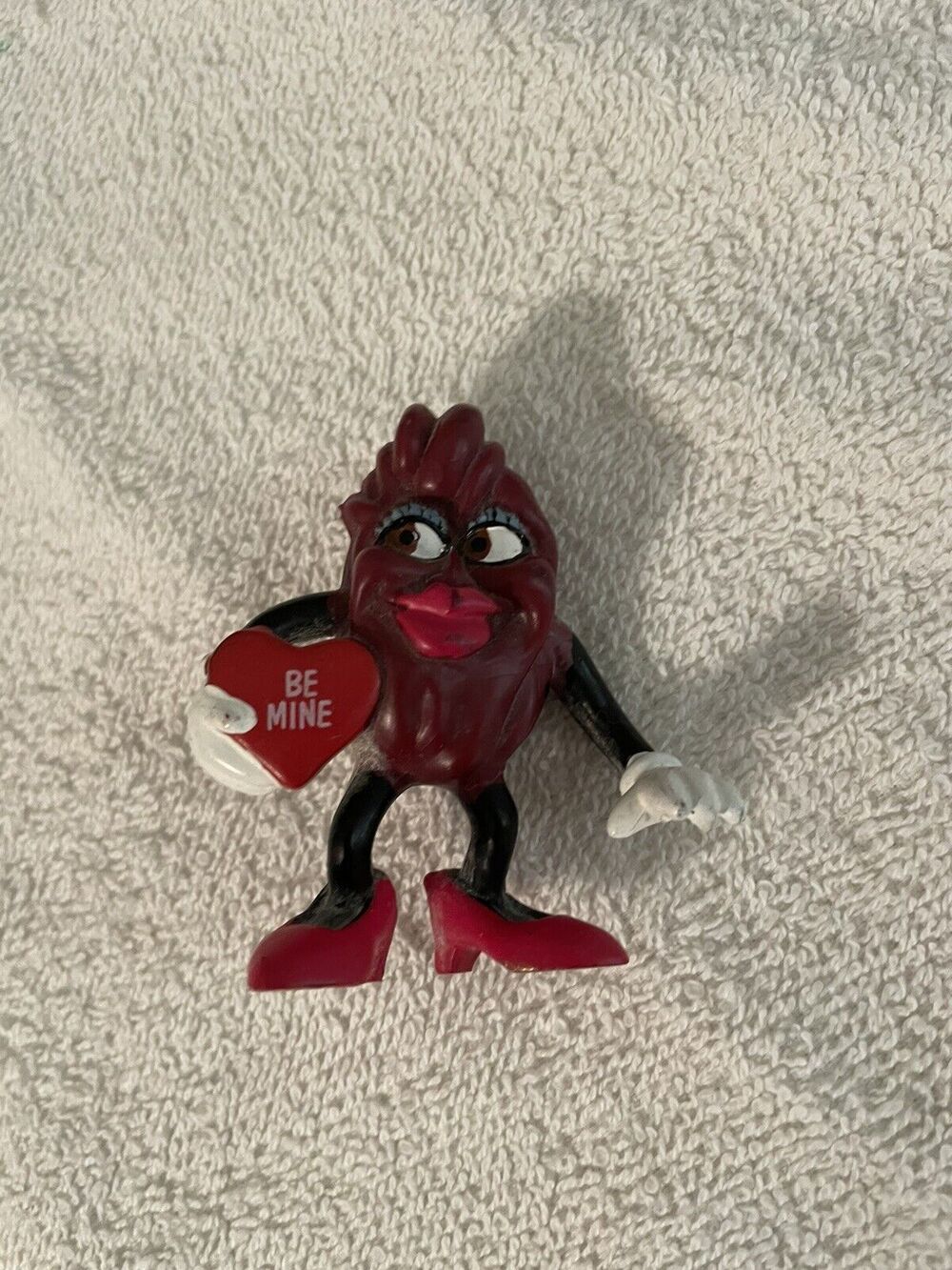 California Raisins Figurine Female Holding Be Mine Heart